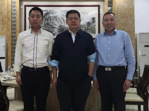 中紀(jì)委國(guó)際合作局郭松江局長(zhǎng)、人民日?qǐng)?bào)社馬海濤副總編親臨大道視察指導(dǎo)